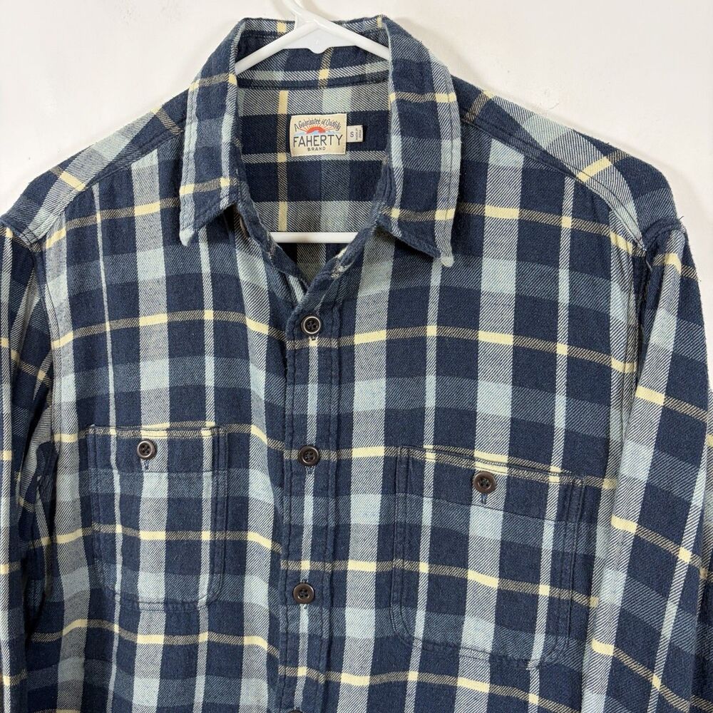 Faherty Men's Flannel Shirt Blue Plaid, Size Small